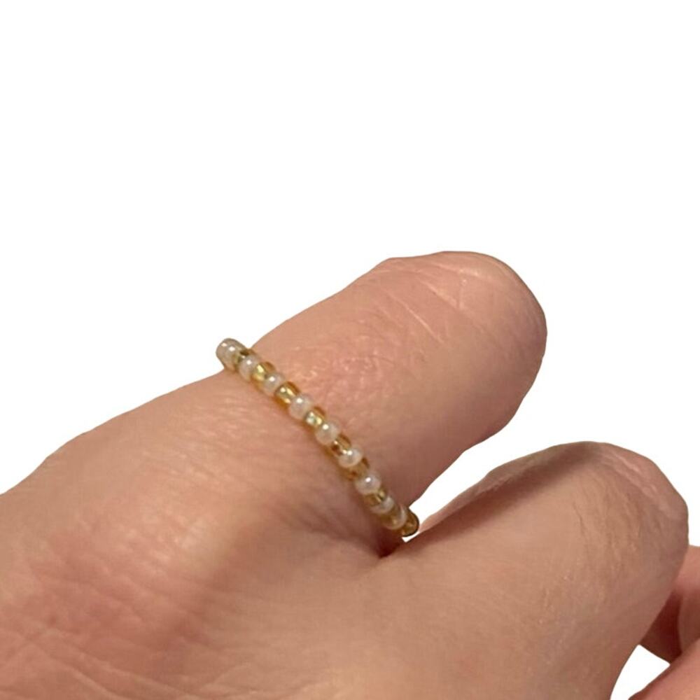 bead ring adjustable size 6 up to 10